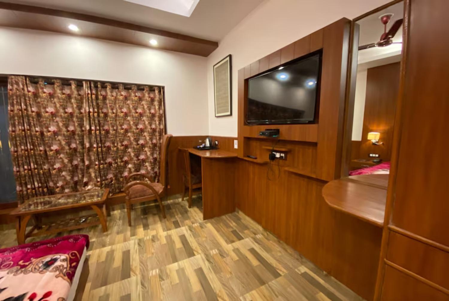 Aura Stays By Mm Hotel Mussoorie Kültér fotó