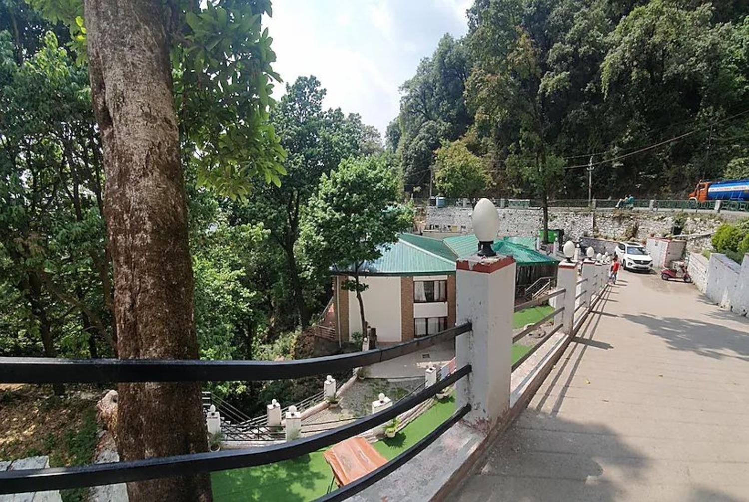 Aura Stays By Mm Hotel Mussoorie Kültér fotó